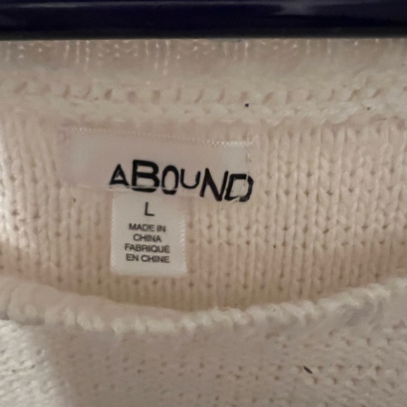 Sweater - Picture 3 of 3